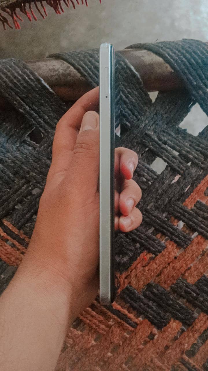 Itel S24 3