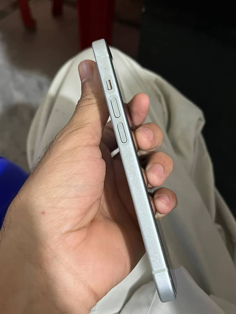 Apple iPhone 15 1