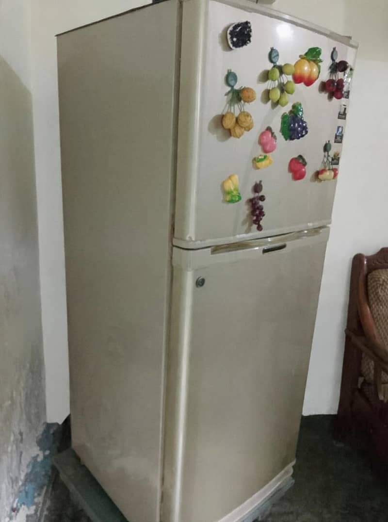Dawlance refrigerator 1