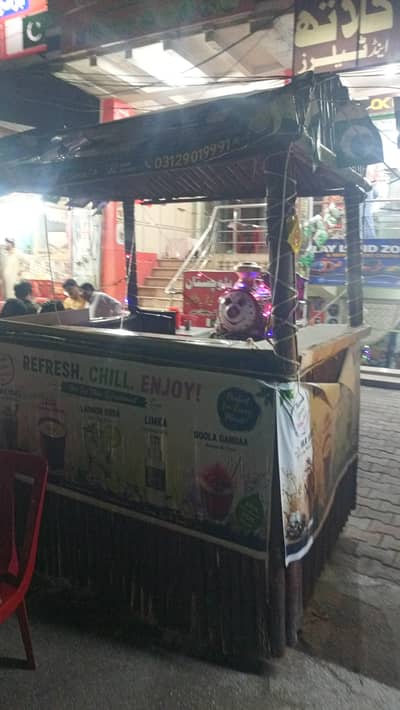 fryer and juice bumbu stalls