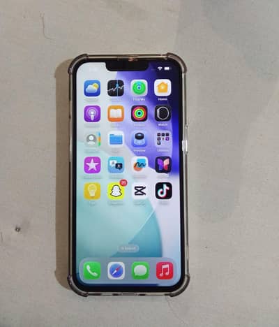 Apple iPhone 13