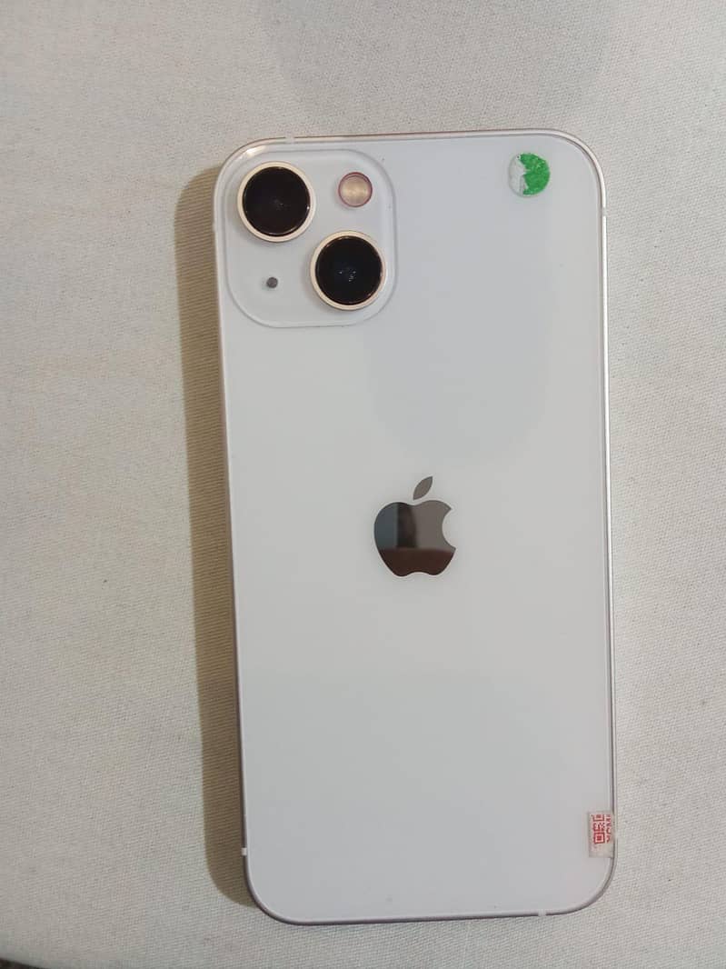 Apple iPhone 13 4