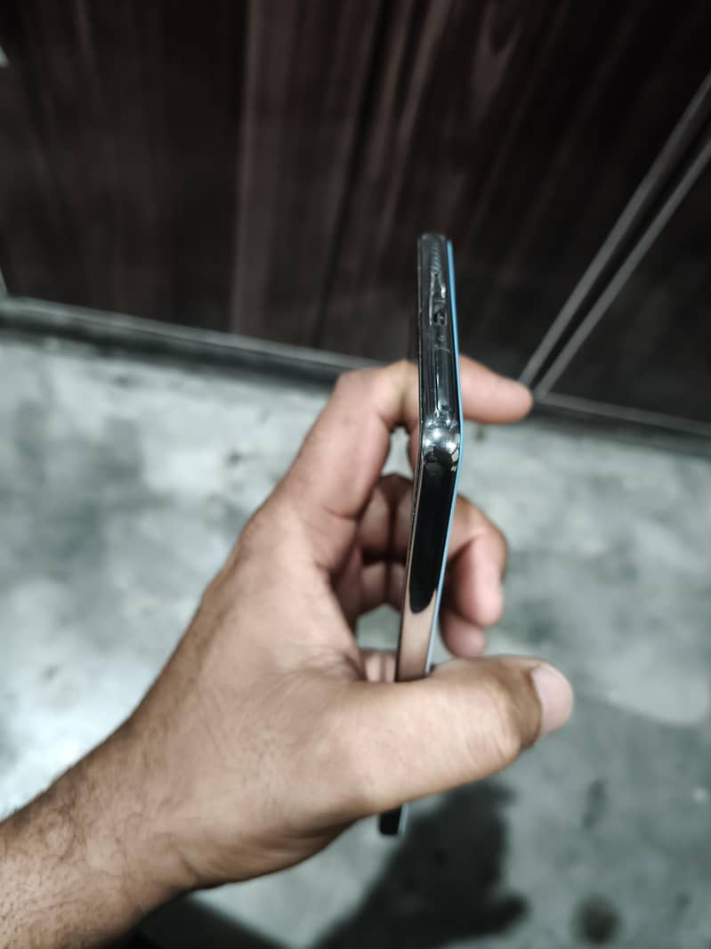 Tecno CAMON 40 4