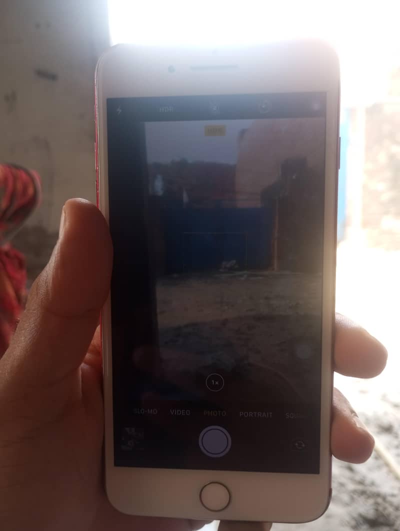 Apple iPhone 7 Plus 2