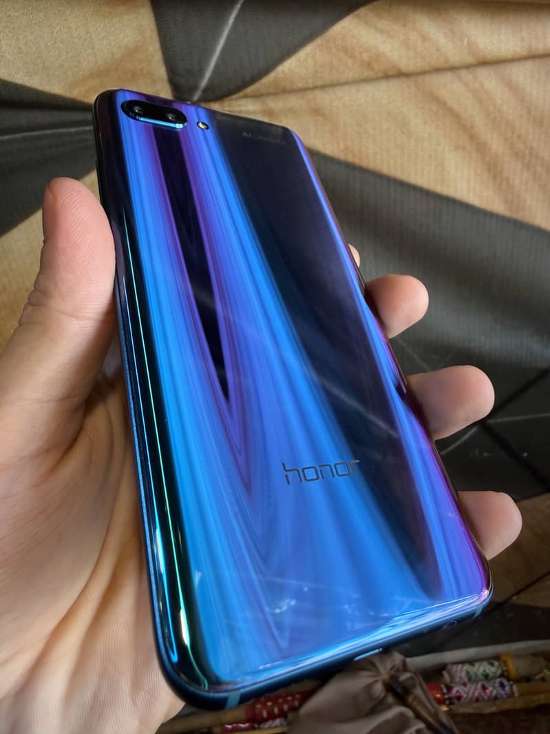 Honor 10 3