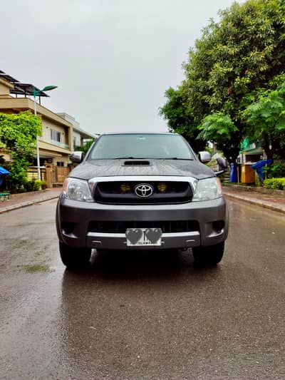 Toyota Hilux 2011