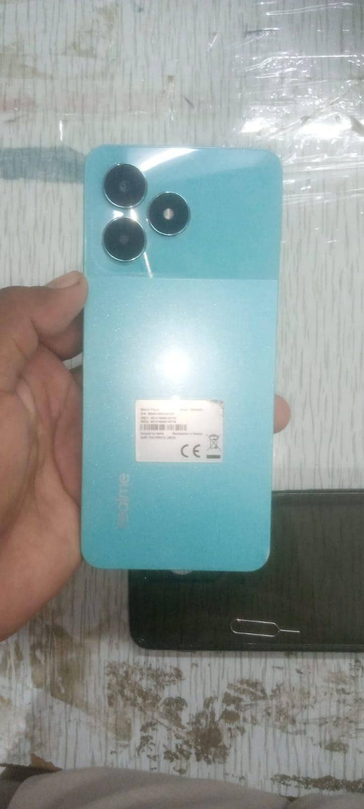 Realme C51 1