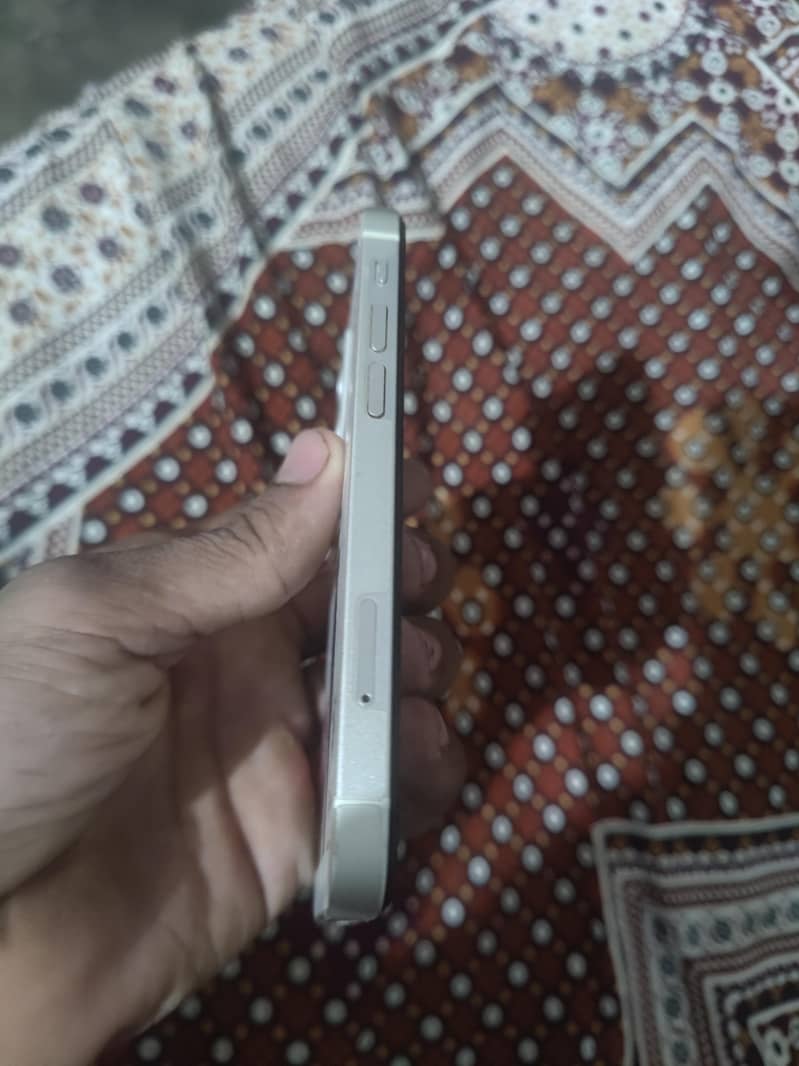 Apple iPhone 12 mini 6