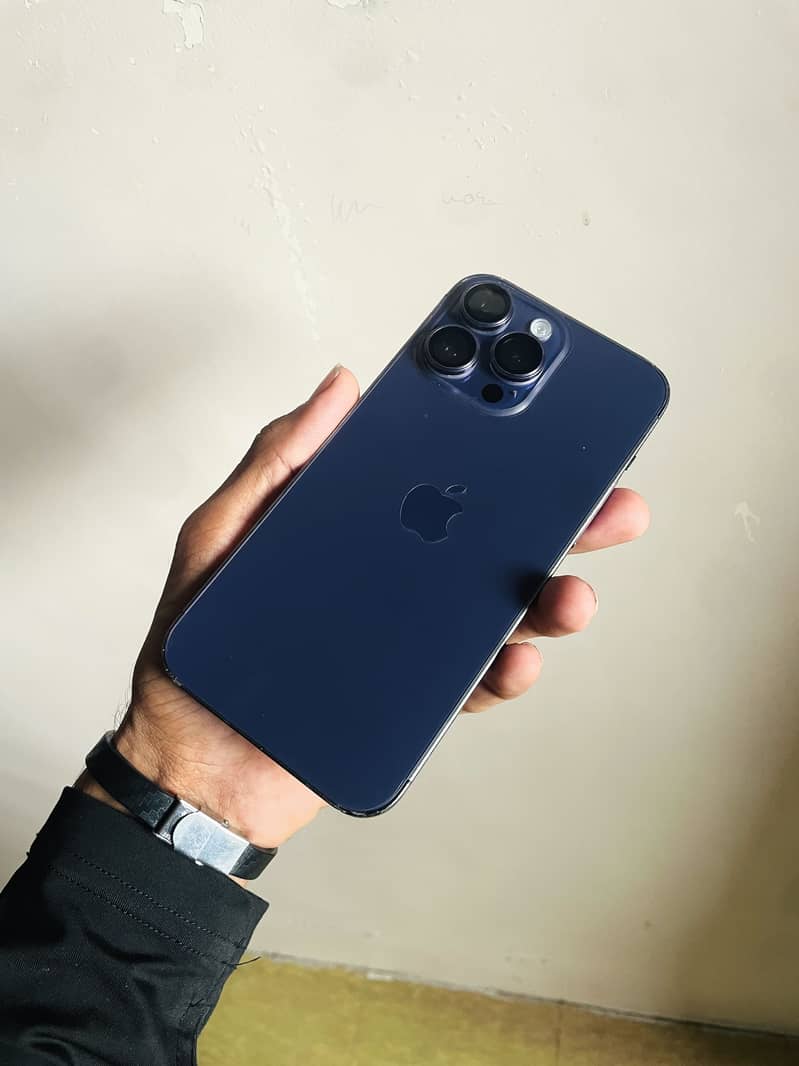Apple iPhone 14 Pro Max 3