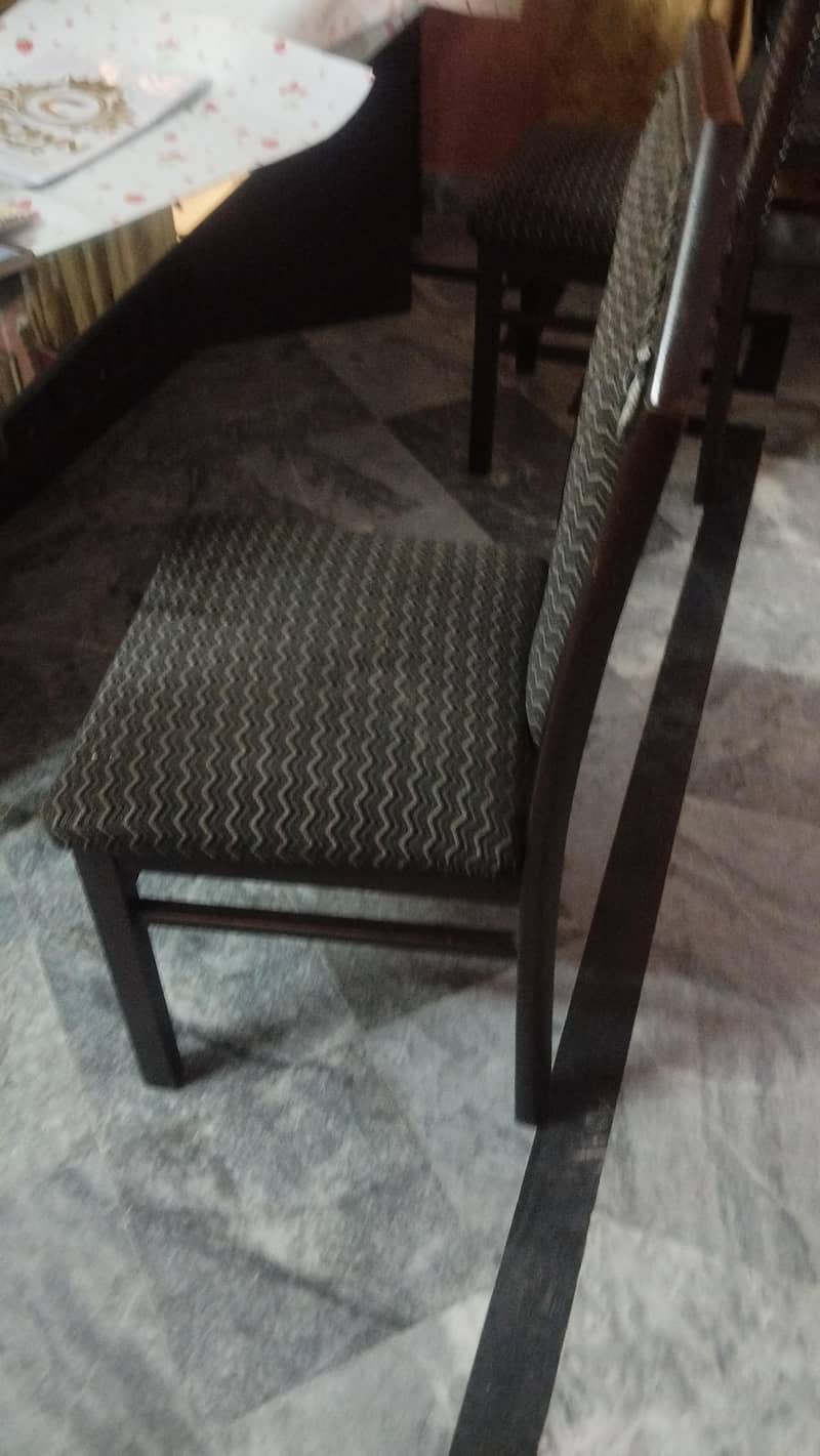 table mirror & chair 0
