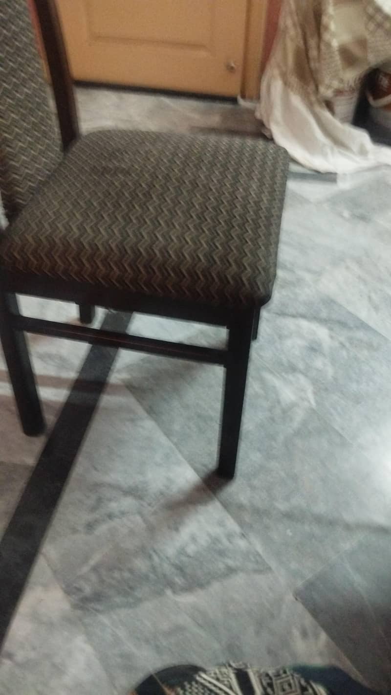 table mirror & chair 1