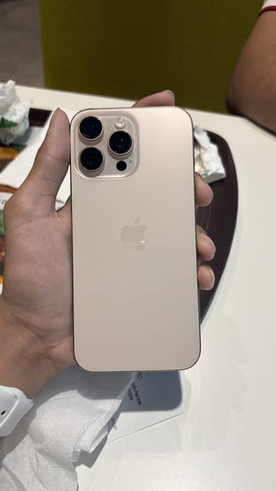 Apple iPhone 16 Pro Max