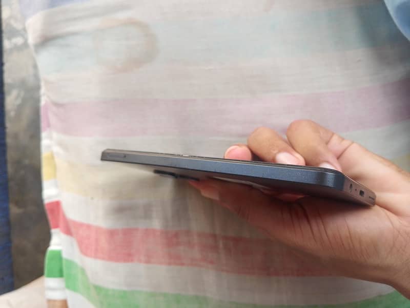Realme C51 4