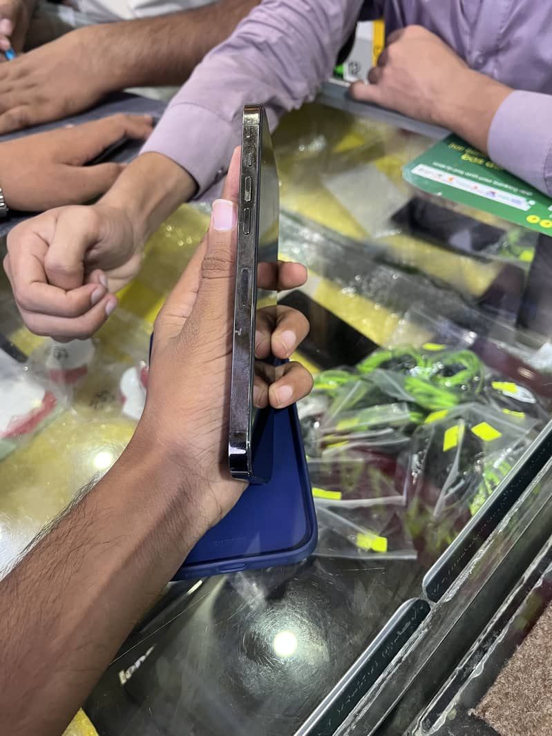 iPhone 8