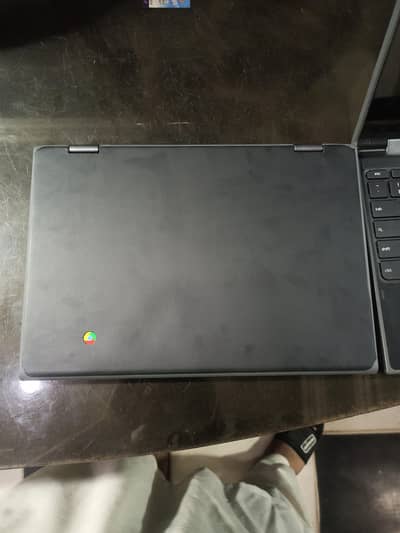 Lenovo e300 Chromebook