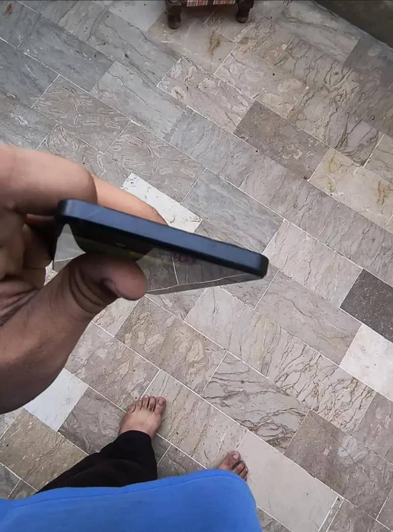 Realme C53 6