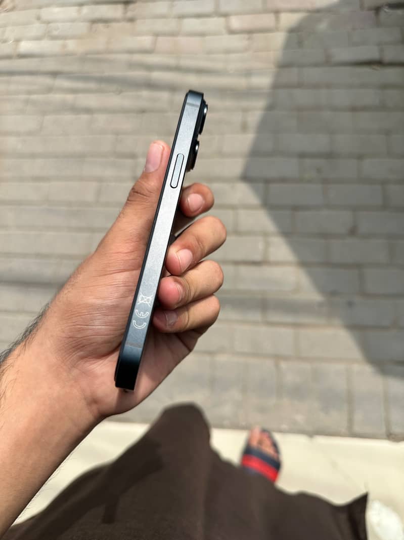 Apple iPhone 14 1