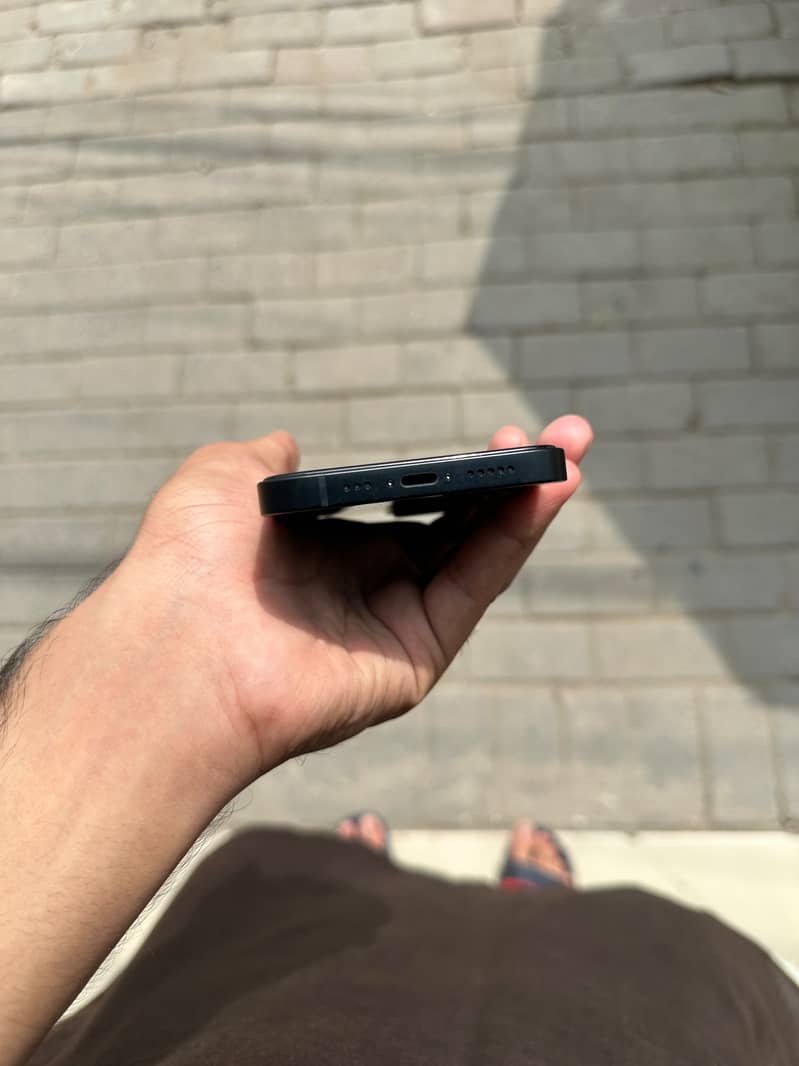 Apple iPhone 14 2