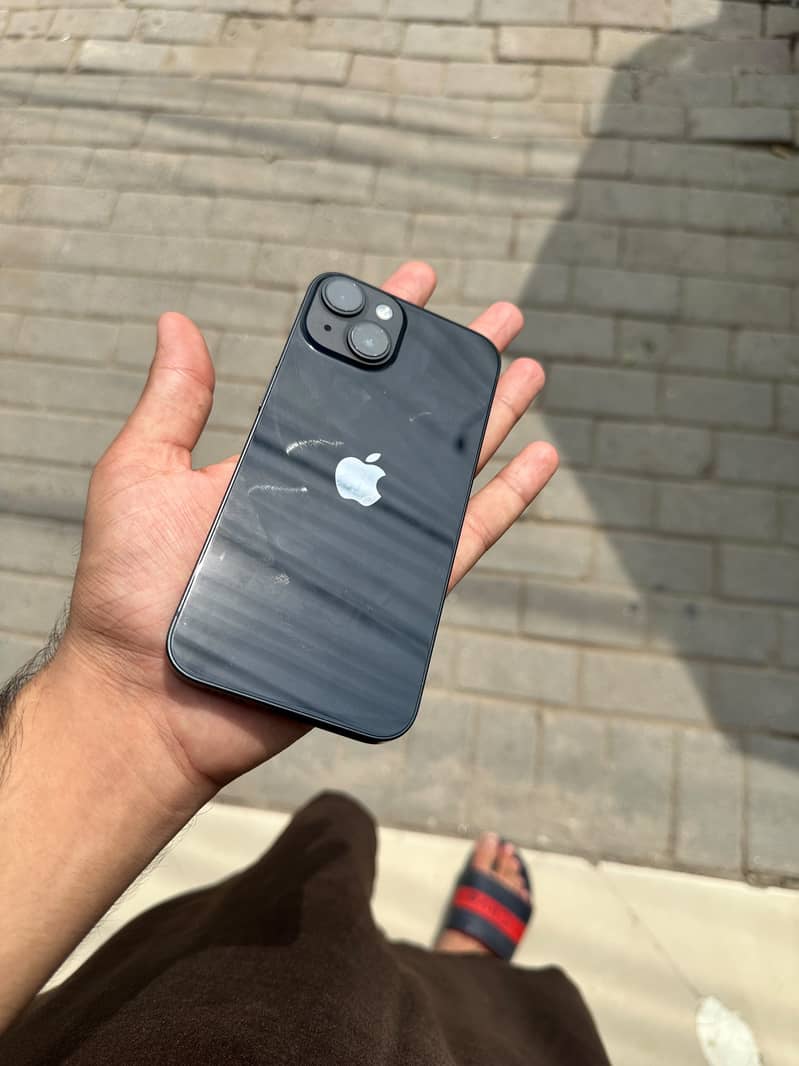 Apple iPhone 14 4