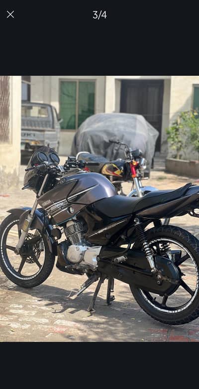 YBR 125 grey colour