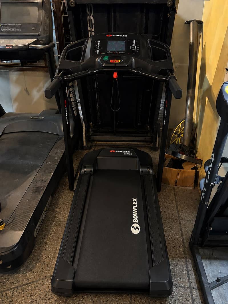 BoxFlex BXT128 treadmill 1