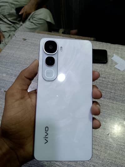 Vivo Y400
