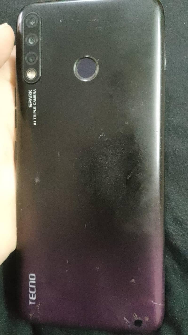 techno spark 4 0