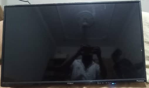 Orient 42 inches Black LED TV