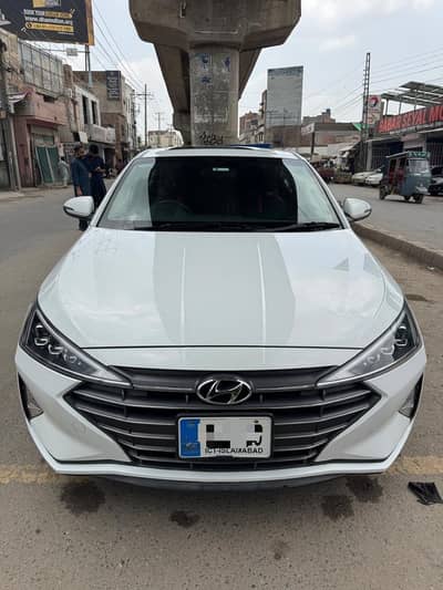 Hyundai Elantra 2023