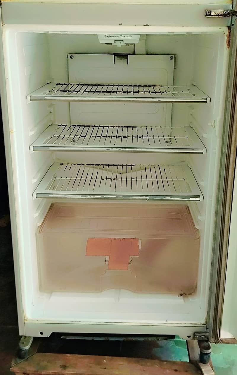 Dawlance Refrigerator 2