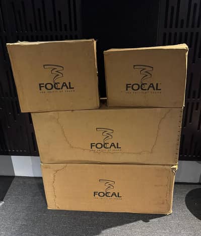 FOCAL COURUS F826v, c800v, surr896v,(Klipsch Denon amplifier speakers