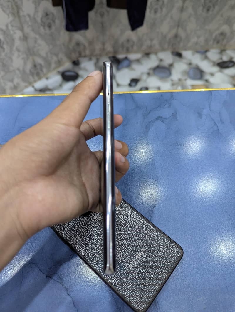 One Plus 8 5