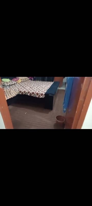 FLat For Sale F B Area 10 3rd Floor 2 Bed D. D Bank Loan Applicable