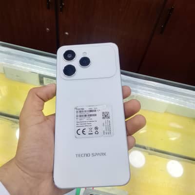 Tecno spark 40