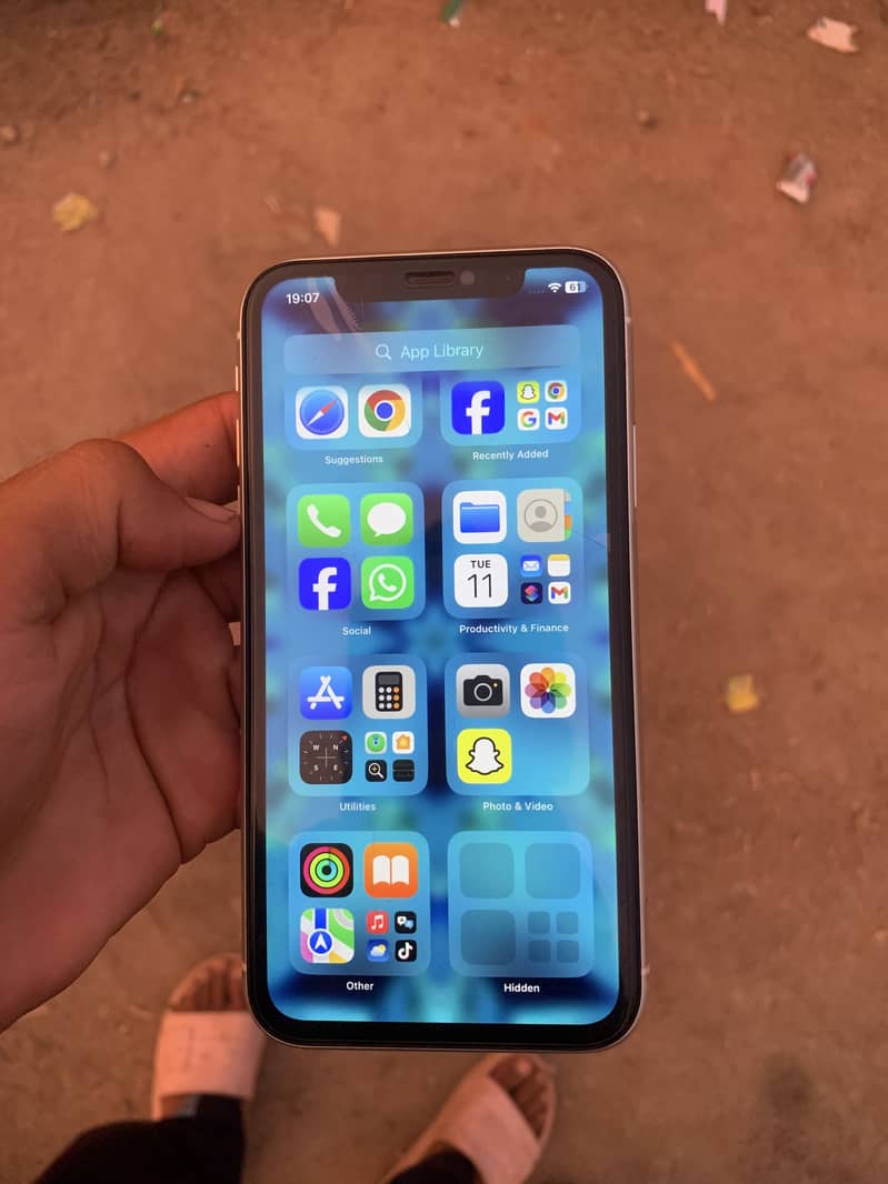 Apple iPhone 11 2