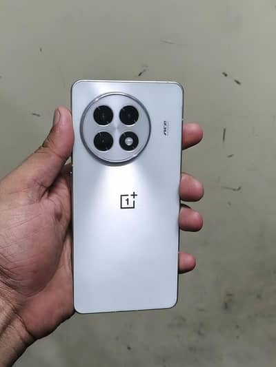 Oneplus Ace 5 12/256