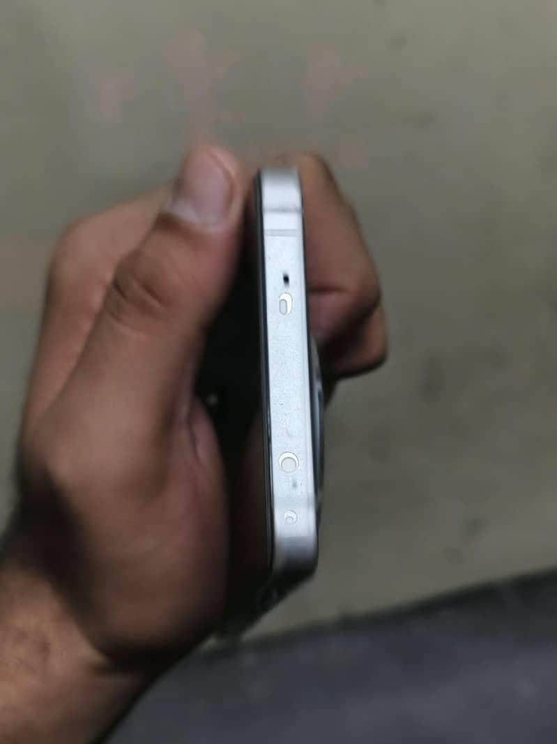 Oneplus Ace 5 12/256 3