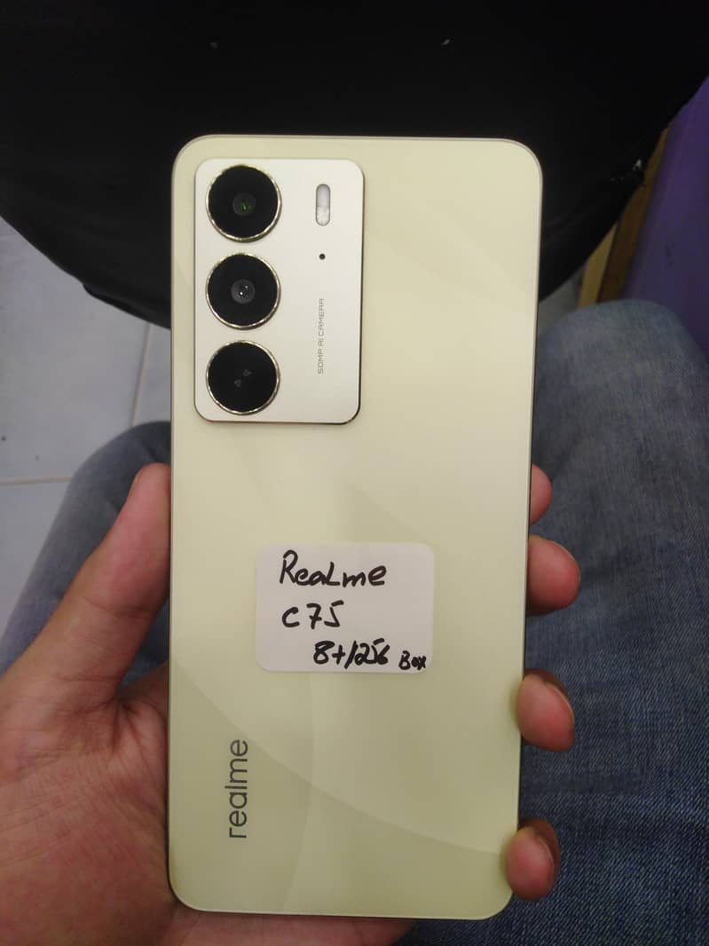 Realme C75 0