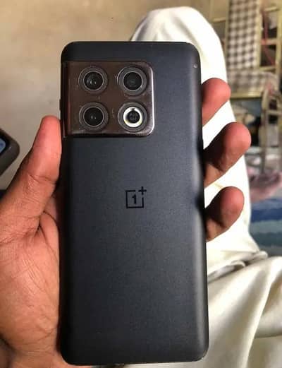 One Plus 10 Pro