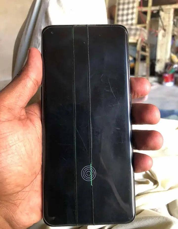 One Plus 10 Pro 4