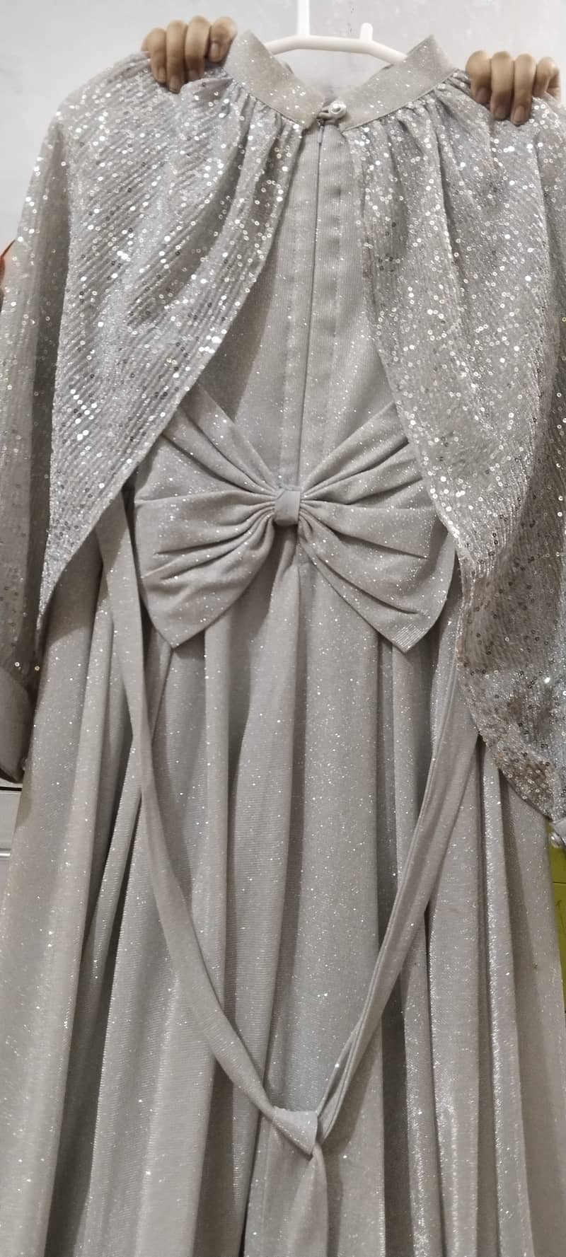 Silver Maxi 1