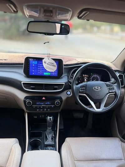 Hyundai Tucson 2024 {AWD}
