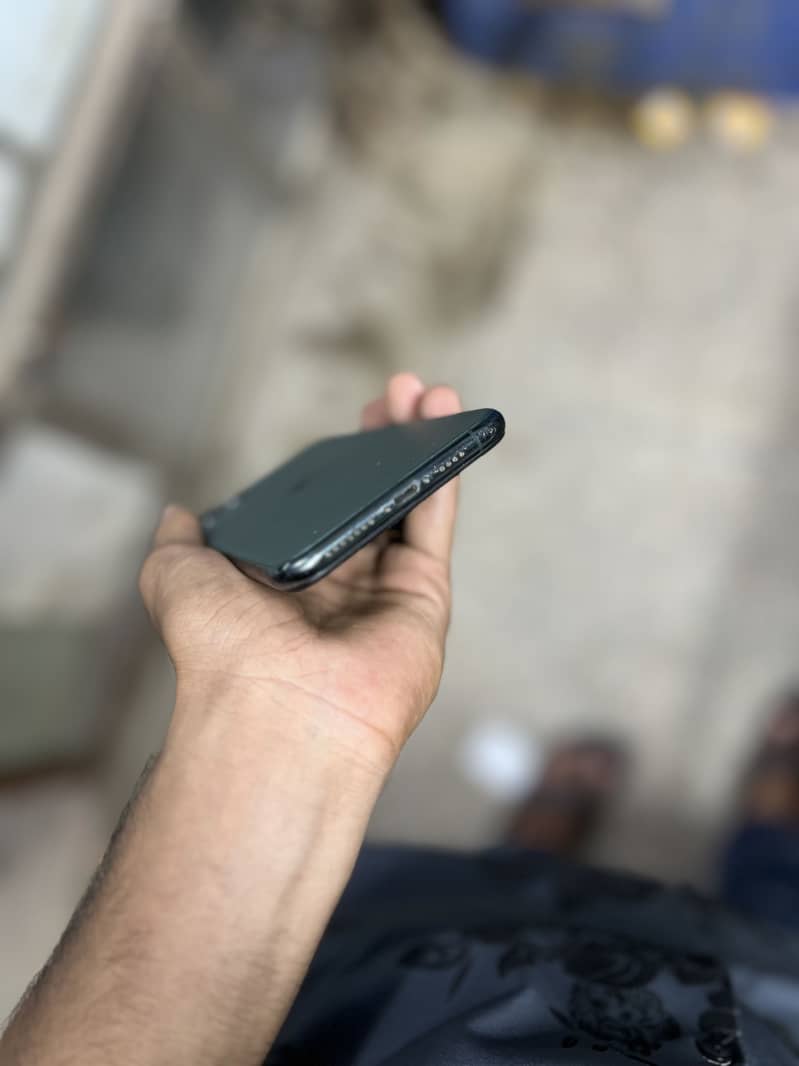 iPhone 11pro max 64gb 1