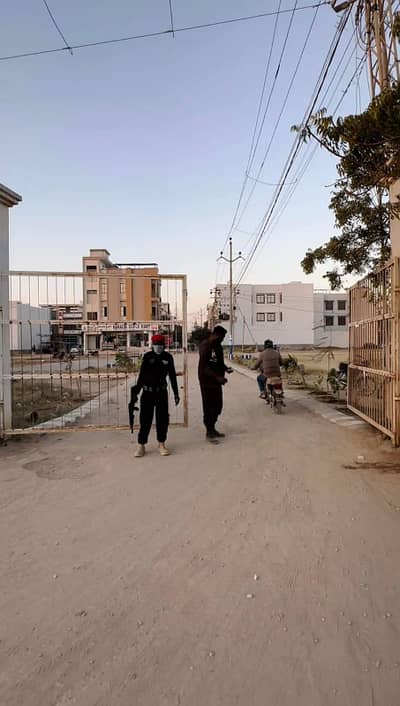 120 SQ YARD CORNER LEASED PLOT FOR SALE IN SAADI TOWN