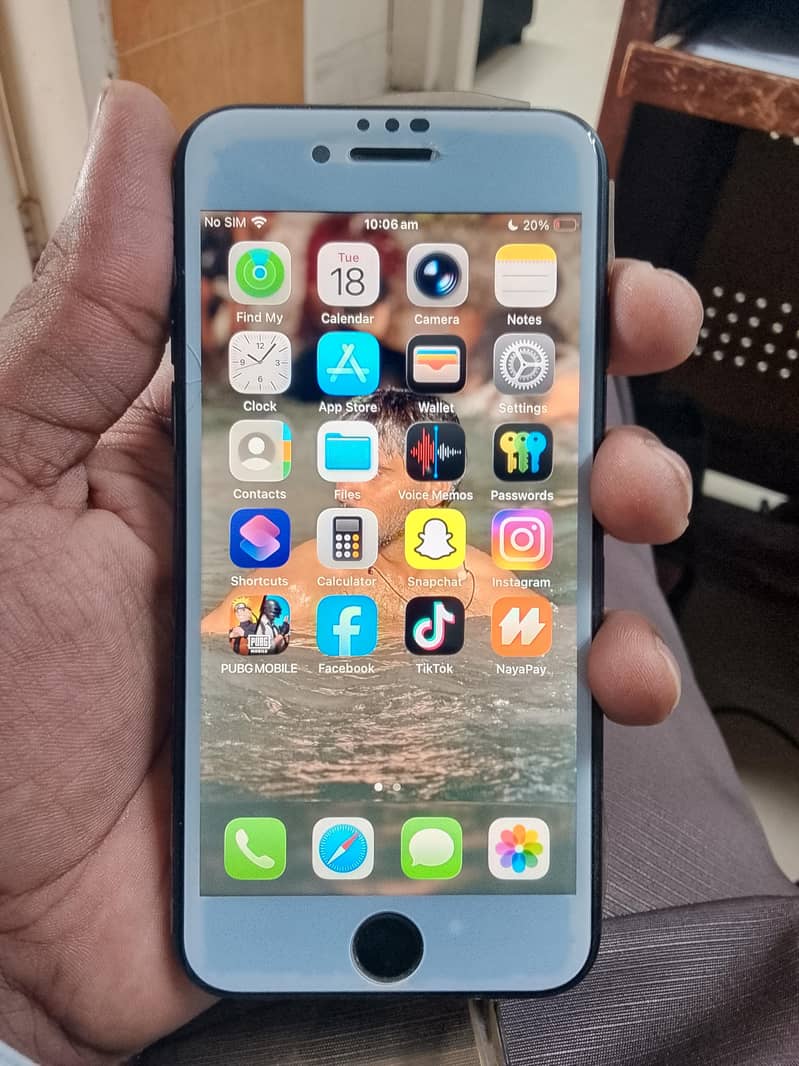 iPhone SE 2020 0