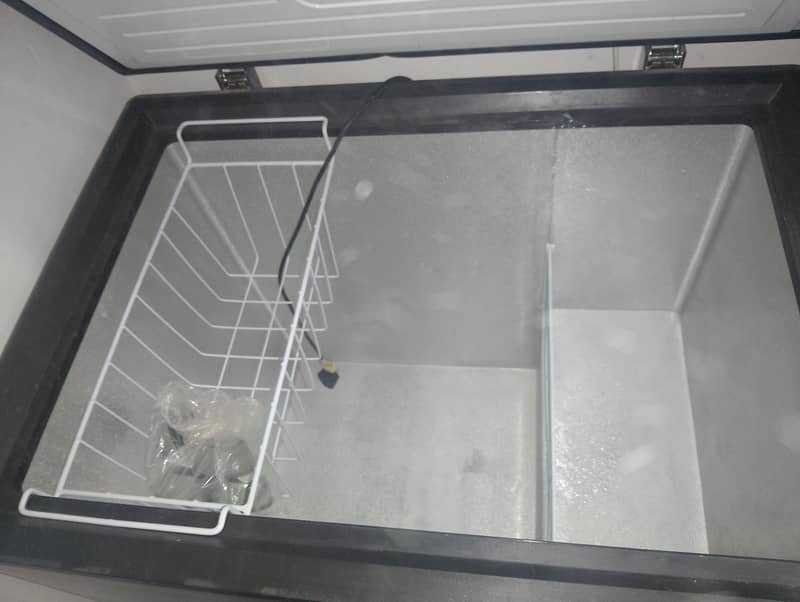 Deep freezeer 1
