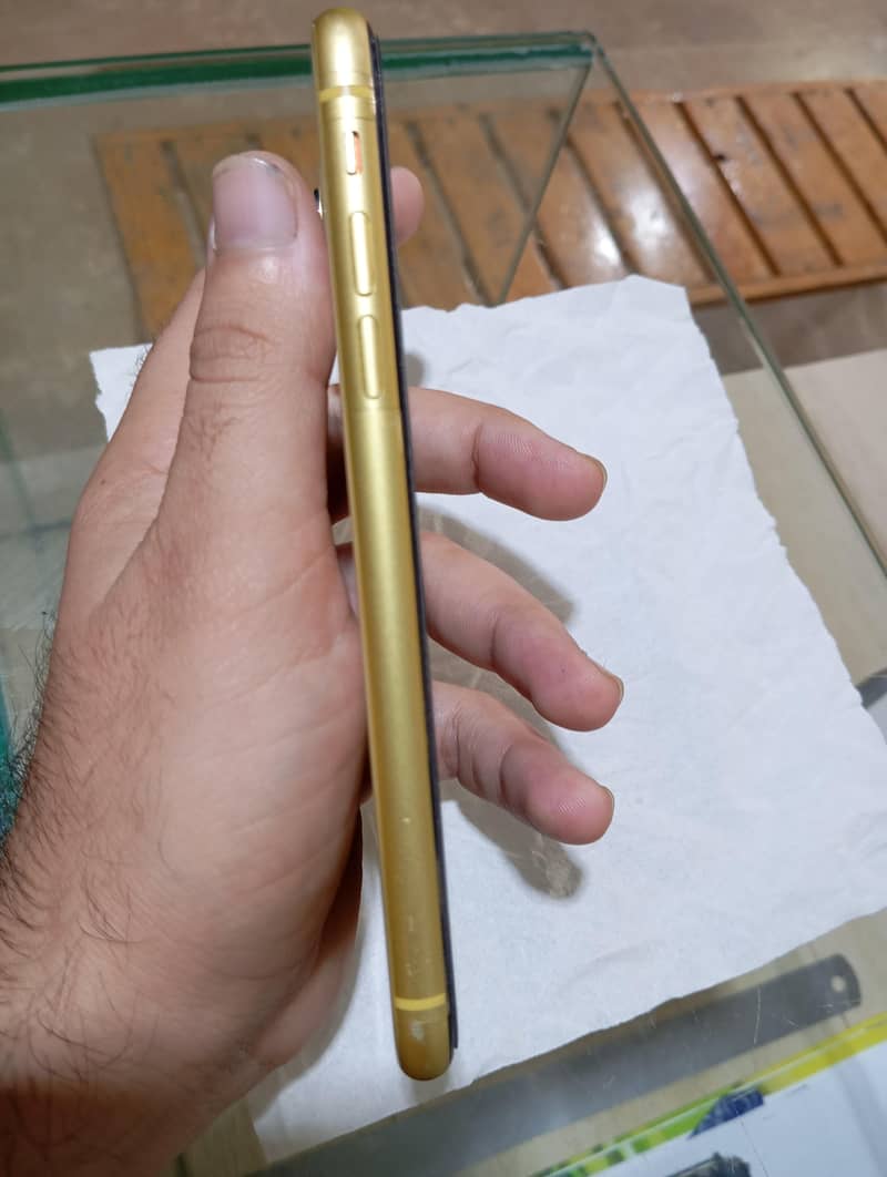 Apple iPhone 11 1