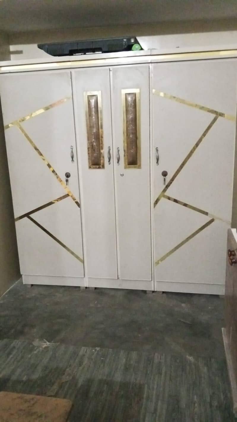 4 pc set 0