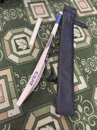 Grada A Cricket hardball bat | 100% Kashmir willow Bat | Excellent png