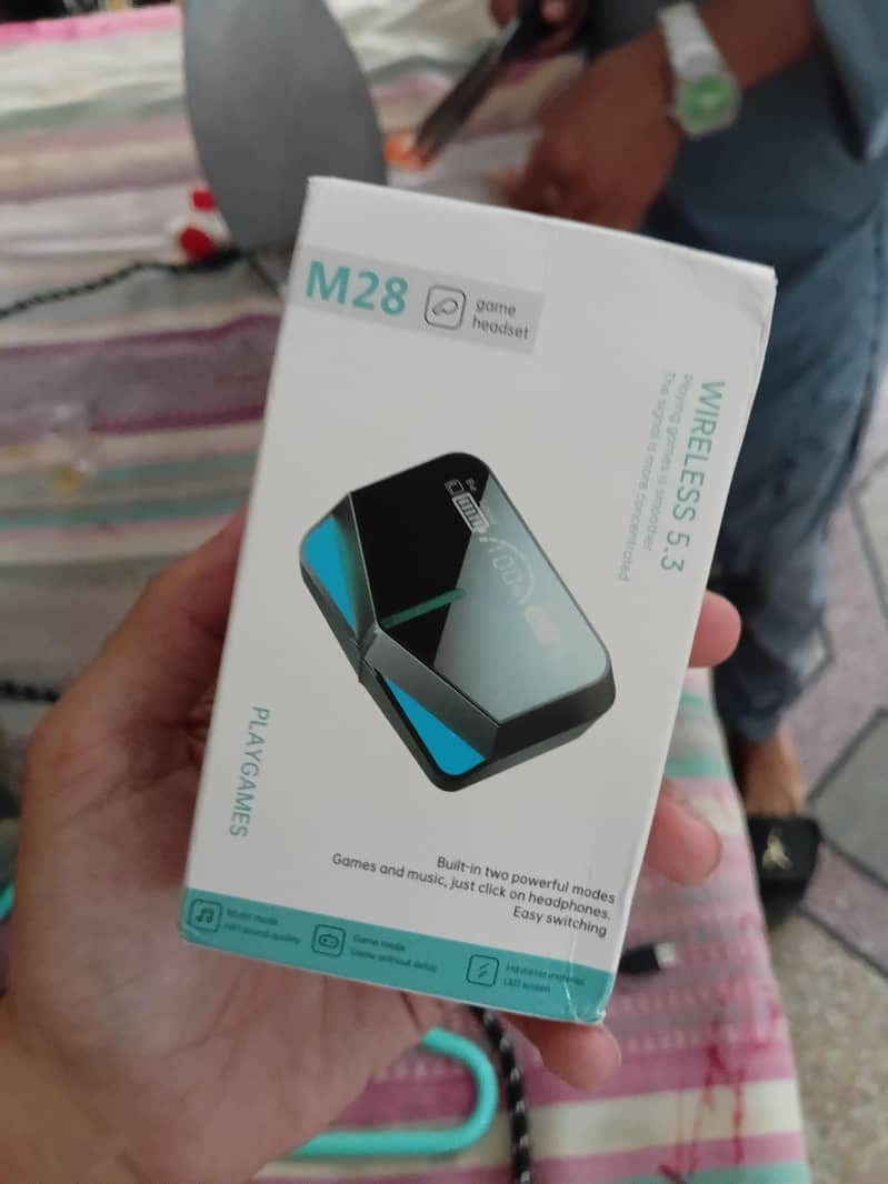 M28heapphone 2